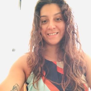 Meet your Posher, Elayne